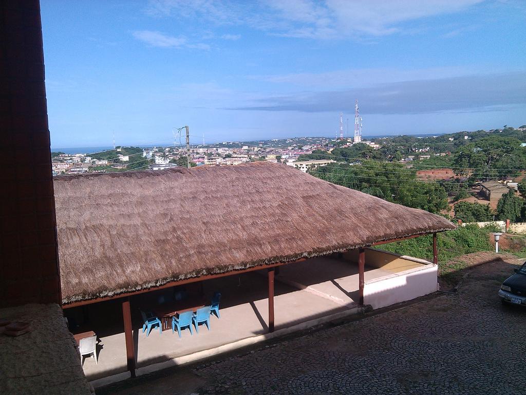 Nana Bema Hotel Cape Coast Exterior photo